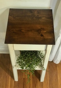 Adorable Accent Table or Plant Stand