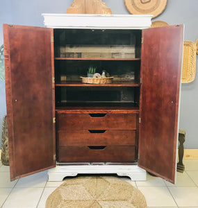 Rustic & Shabby Large Clothes Armoire