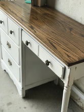 Load image into Gallery viewer, Perfect Vintage Farmhouse Desk