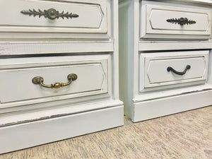 Pretty Farmhouse Nightstand Set (2)