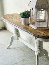 Load image into Gallery viewer, Perfect Farmhouse Entryway Table