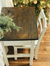 Load image into Gallery viewer, Adorable Vintage Kid’s Desk &amp; Chair