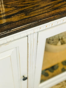 Beautiful Farmhouse TV Stand Cabinet