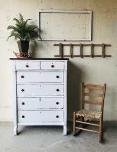 Beautiful Antique Farmhouse Chest of Drawers