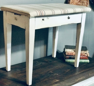 Adorable Grain Striped Piano Bench