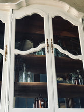 Load image into Gallery viewer, Stunning Vintage French Provincial China Cabinet