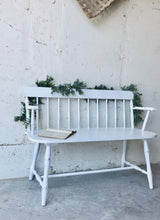 Load image into Gallery viewer, Perfect Farmhouse Bench