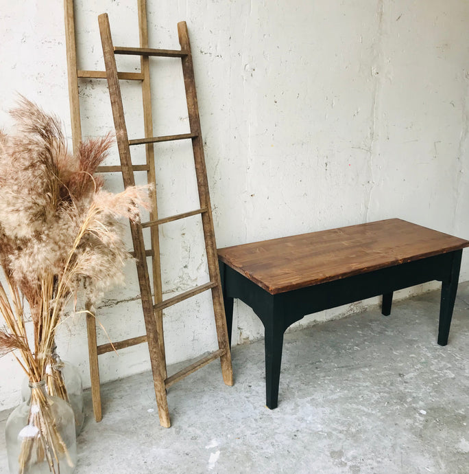 Pretty Vintage Piano Bench