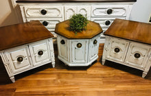 Load image into Gallery viewer, Pristine Vintage End Table Set (3)