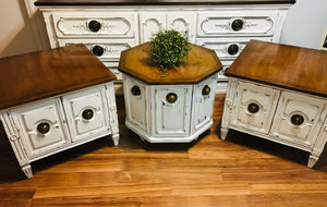 Pristine Vintage End Table Set (3)