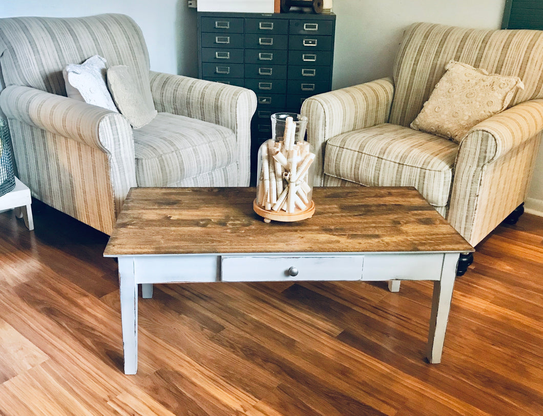 Perfect Farmhouse Style Small Coffee Table