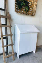 Load image into Gallery viewer, Rustic Farmhouse Trash or Storage Bin