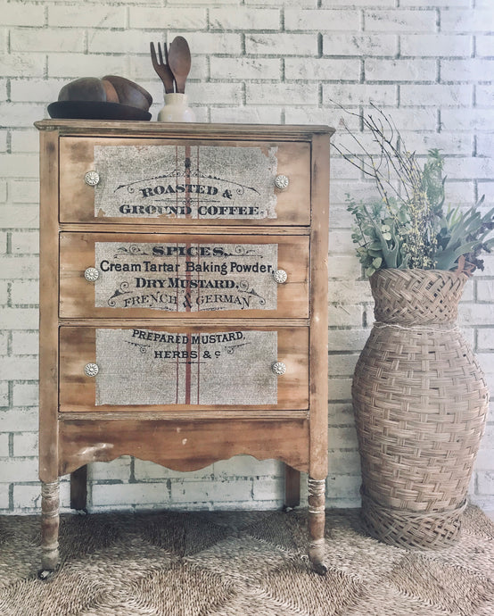 Beautiful Antique Chest of Drawers