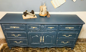 Gorgeous French Provincial Bedroom Set