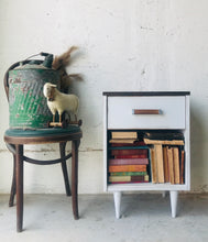 Load image into Gallery viewer, Retro MCM Single Nightstand