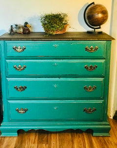 Gorgeous Green Chest of Drawers