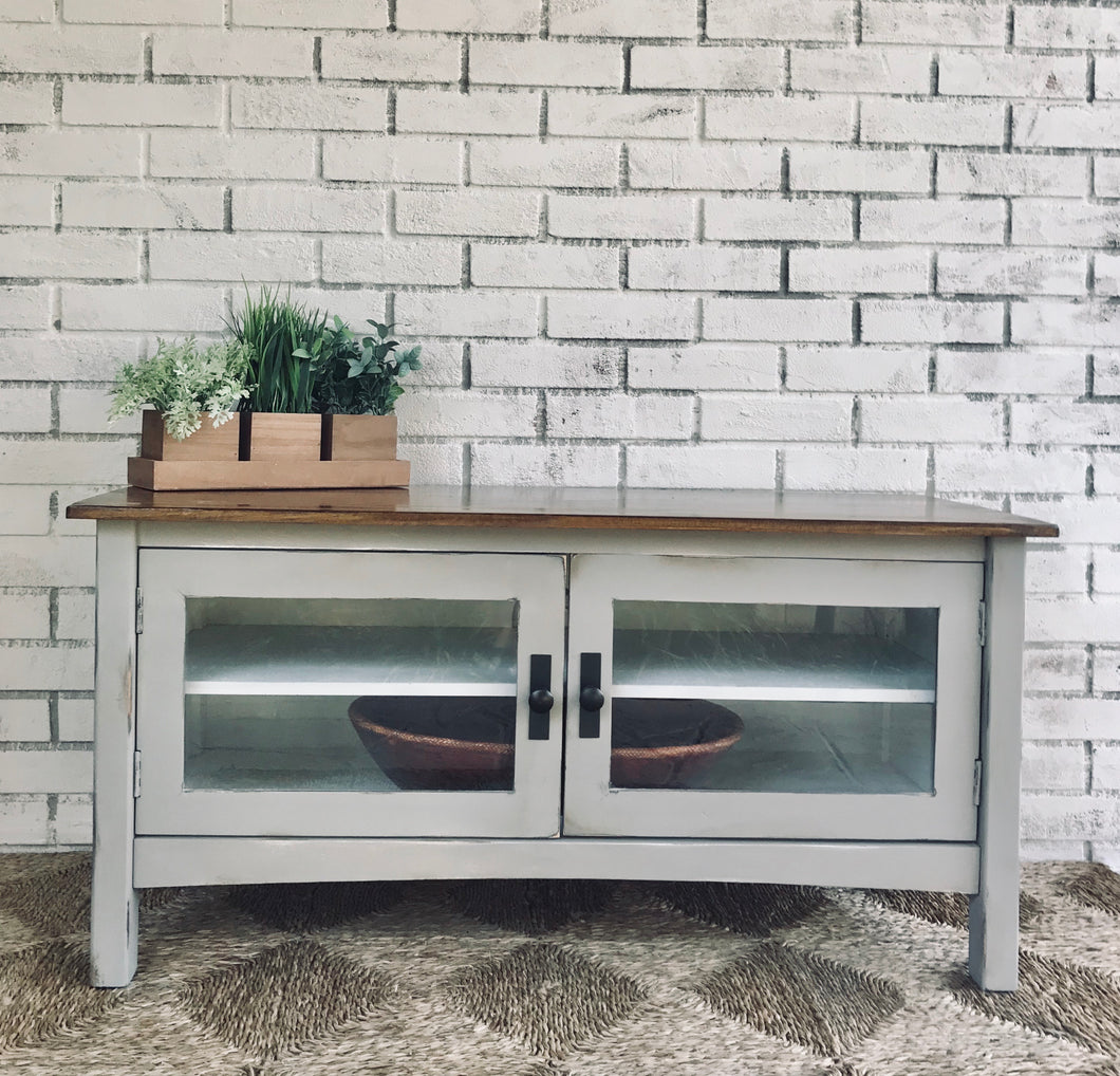 Perfect Farmhouse Cabinet TV Stand