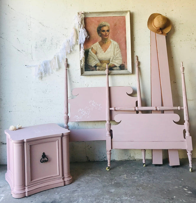 Pretty Pink Twin Bedroom Set