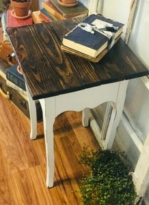 Perfect Little Farmhouse Accent Table