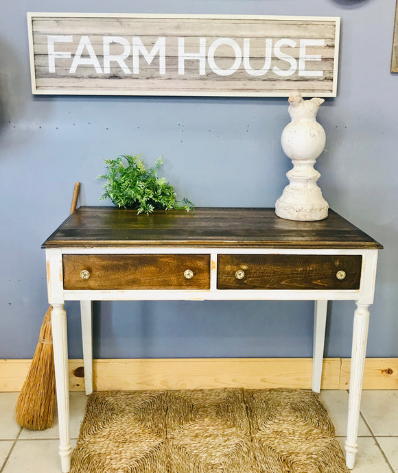 Perfect Vintage Farmhouse Desk (no chair)