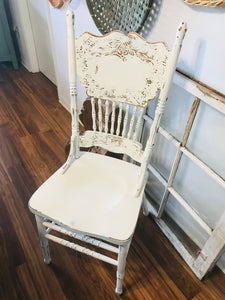 Amazing Antique Farmhouse Table & Chairs