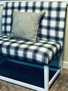 Farmhouse Entryway Banquette Bench