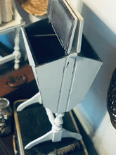 Load image into Gallery viewer, Adorable Vintage Sewing Boxes