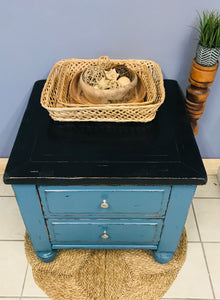 Pretty Chunky Blue Single End Table