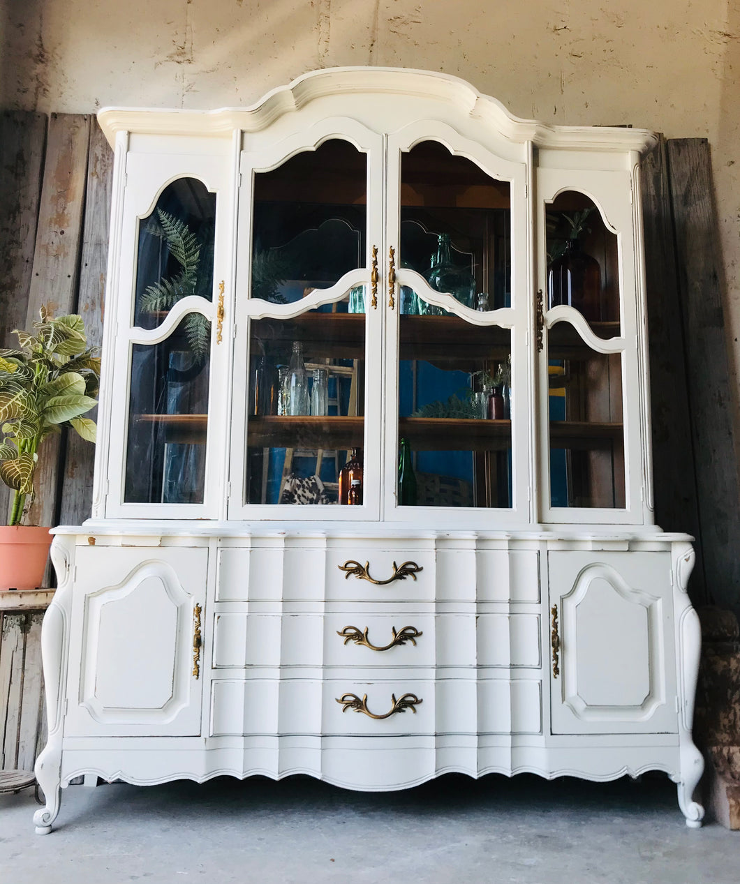 Vintage french deals provincial china cabinet