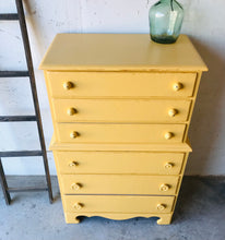 Load image into Gallery viewer, Adorable Vintage Yellow Chest of Drawers