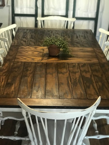 Beautiful Large Farmhouse Table & Chairs