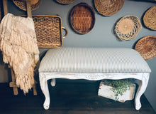 Load image into Gallery viewer, Elegant Farmhouse Upholstered Bench