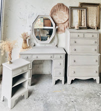 Load image into Gallery viewer, Vintage Bedroom Set (3pc)