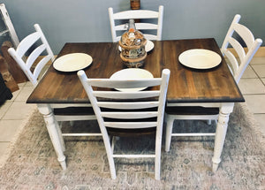 Perfect Little Farmhouse Table & Chairs