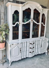 Load image into Gallery viewer, Stunning Vintage French Provincial China Cabinet