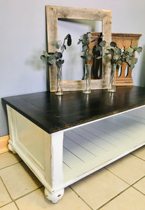 Perfect Farmhouse Coffee Table