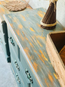 Pretty Coastal Dresser & Nightstand Set (2pc)