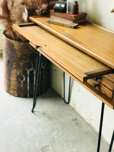 Awesome Wood Apothecary Table