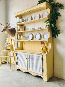 Darling Country Farmhouse Open Hutch