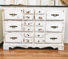 Load image into Gallery viewer, Charming Farmhouse Dresser Set