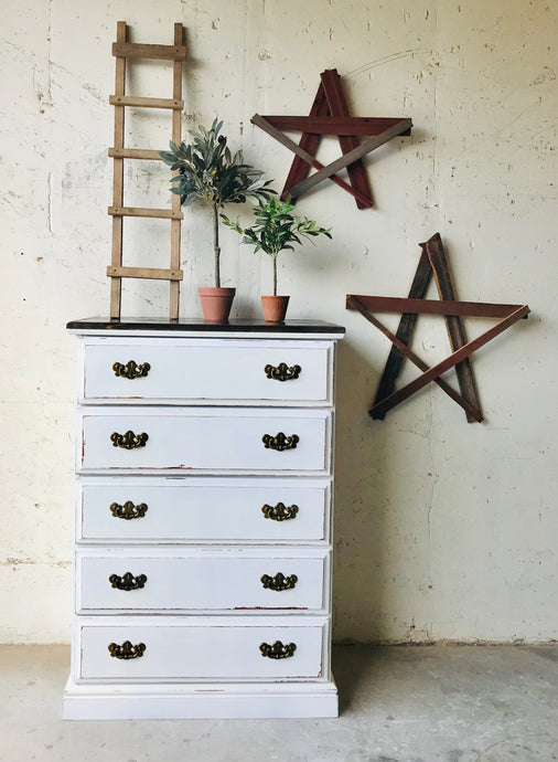 Perfect Rustic Farmhouse Chest of Drawers