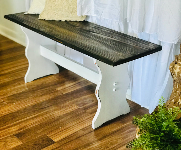 Adorable Small Farmhouse Bench