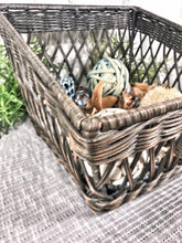 Load image into Gallery viewer, Pretty Basket &amp; Filler #1