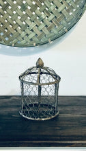 Load image into Gallery viewer, Farmhouse Chicken Wire Decor