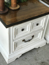 Load image into Gallery viewer, Stunning Vintage Farmhouse Nightstand Set