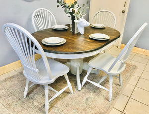 Perfect Round Farmhouse Table & Chairs