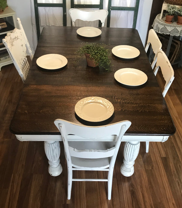 Amazing Antique Farmhouse Table & Chairs