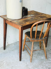Load image into Gallery viewer, Old Primitive Table &amp; Vintage Chair Set (2pc)
