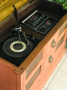 Amazing Retro Vintage Stereo Cabinet