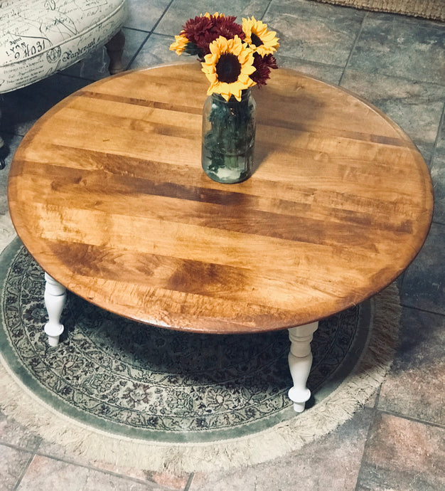 Adorable Vintage Round Coffee Table